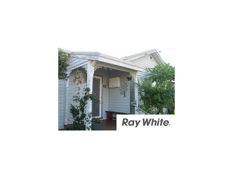 18 Teeluk Road, Carey Park WA 6230