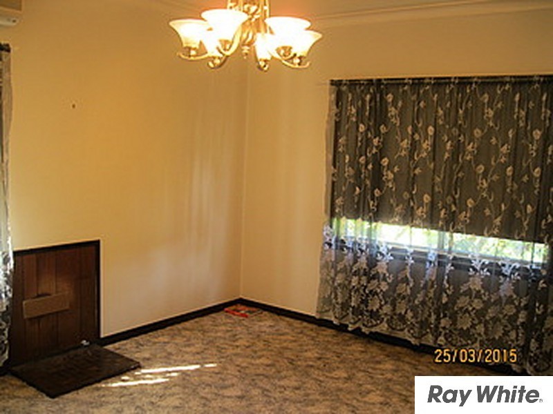 18 Teeluk Road, Carey Park WA 6230