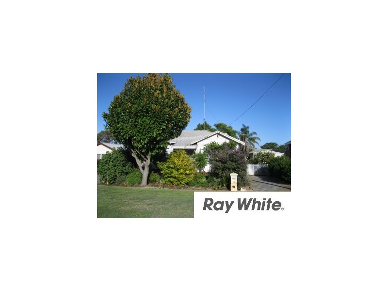 18 Teeluk Road, Carey Park WA 6230