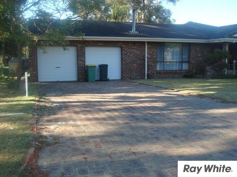 41 Whatman Way, Australind WA 6233