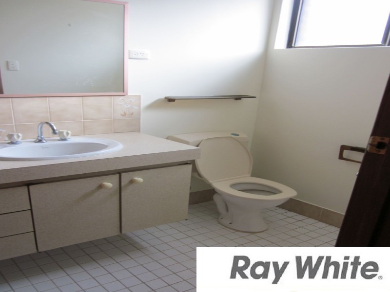 41 Whatman Way, Australind WA 6233