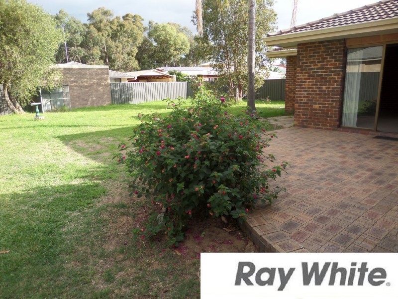 41 Whatman Way, Australind WA 6233