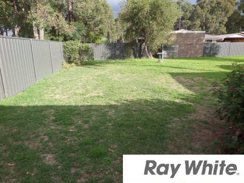 41 Whatman Way, Australind WA 6233