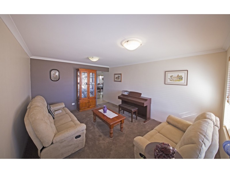 38 Swan Avenue, Millbridge WA 6232