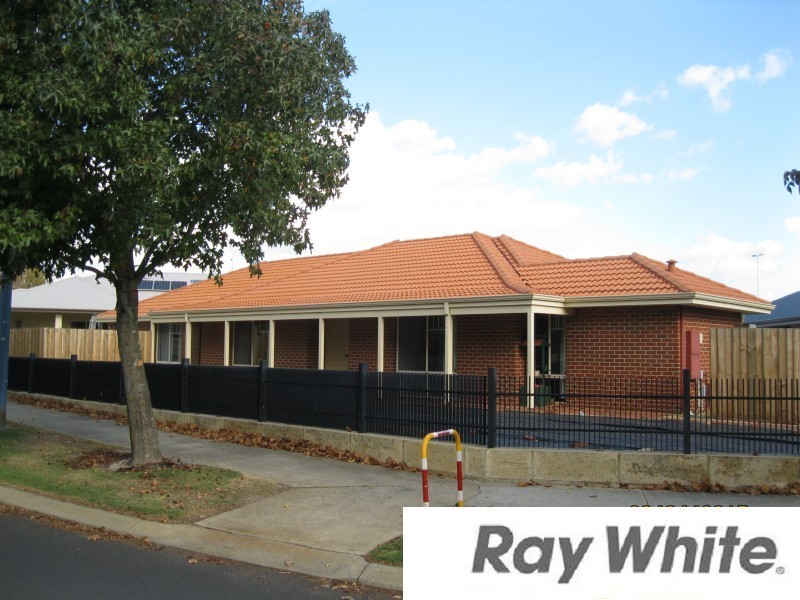 51 Kingston Drive, Australind WA 6233