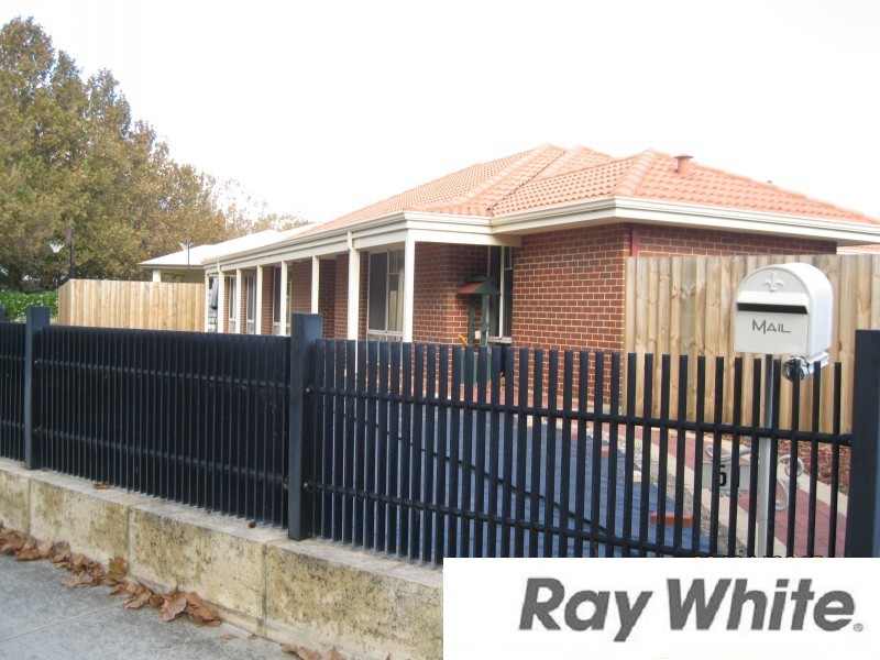 51 Kingston Drive, Australind WA 6233