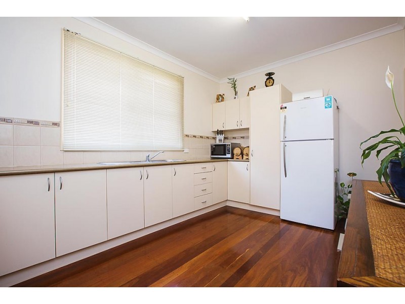 2 Locke Street, Carey Park WA 6230