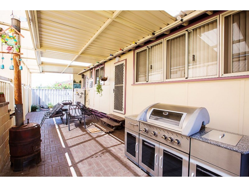 2 Locke Street, Carey Park WA 6230