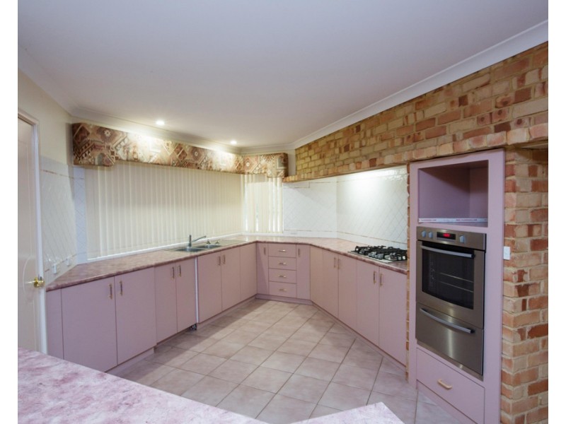 7 Turnberry Way, Pelican Point WA 6230