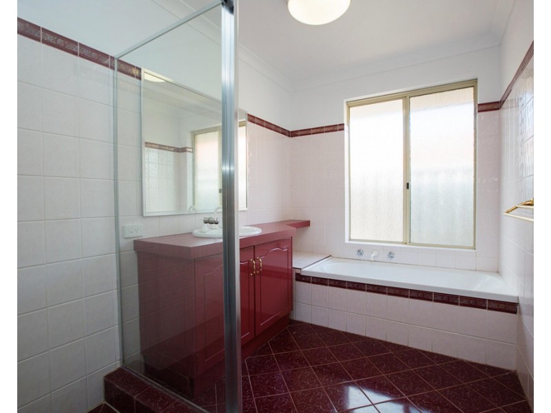 7 Turnberry Way, Pelican Point WA 6230