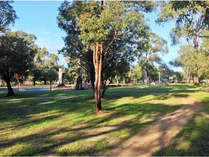 42/40 Reynolds Way, Withers WA 6230