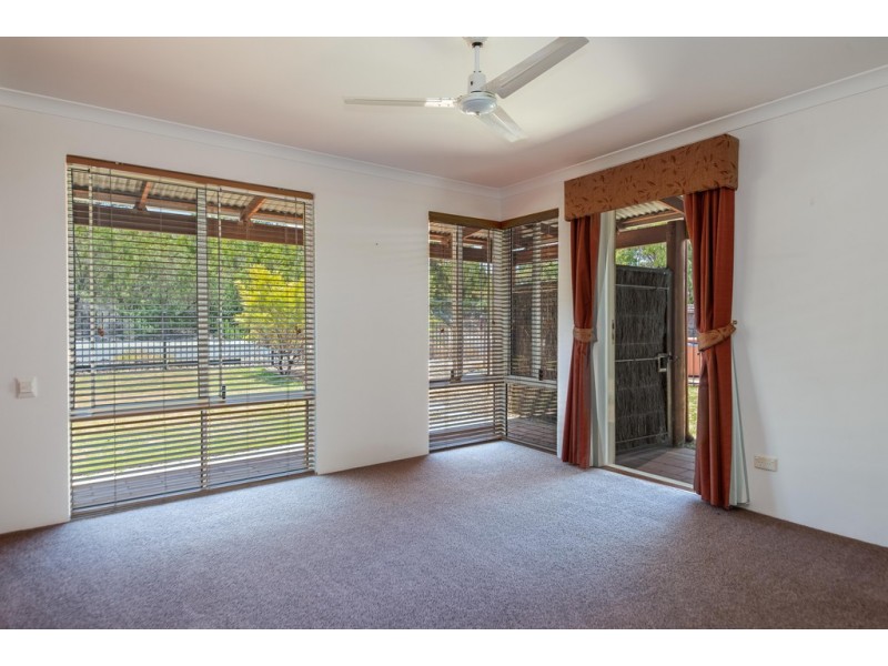 15 Hutt Drive, Dalyellup WA 6230