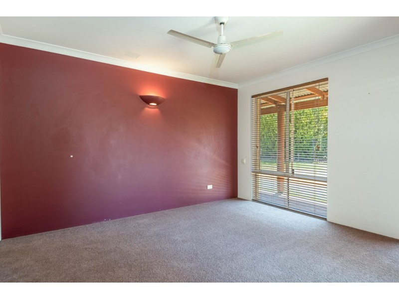 15 Hutt Drive, Dalyellup WA 6230