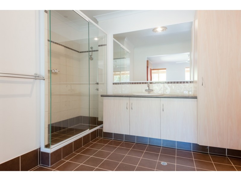15 Hutt Drive, Dalyellup WA 6230