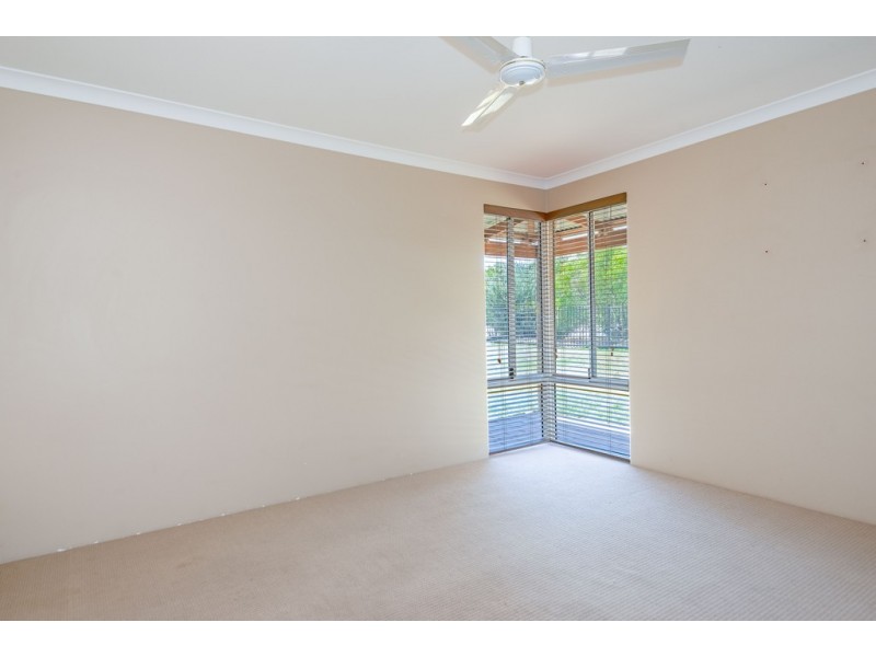 15 Hutt Drive, Dalyellup WA 6230