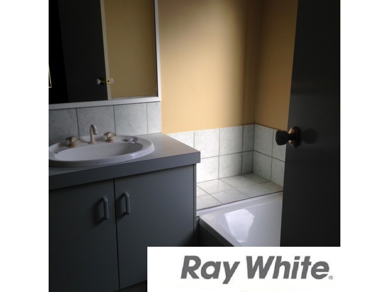 66 Winthrop Avenue, College Grove WA 6230