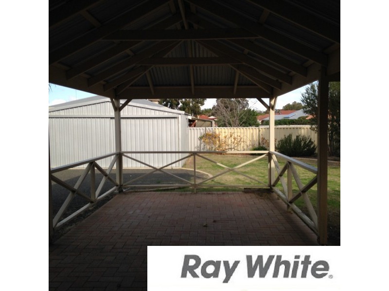 66 Winthrop Avenue, College Grove WA 6230