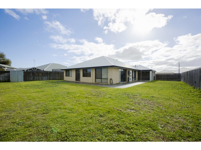 10 Westbury Way, Australind WA 6233