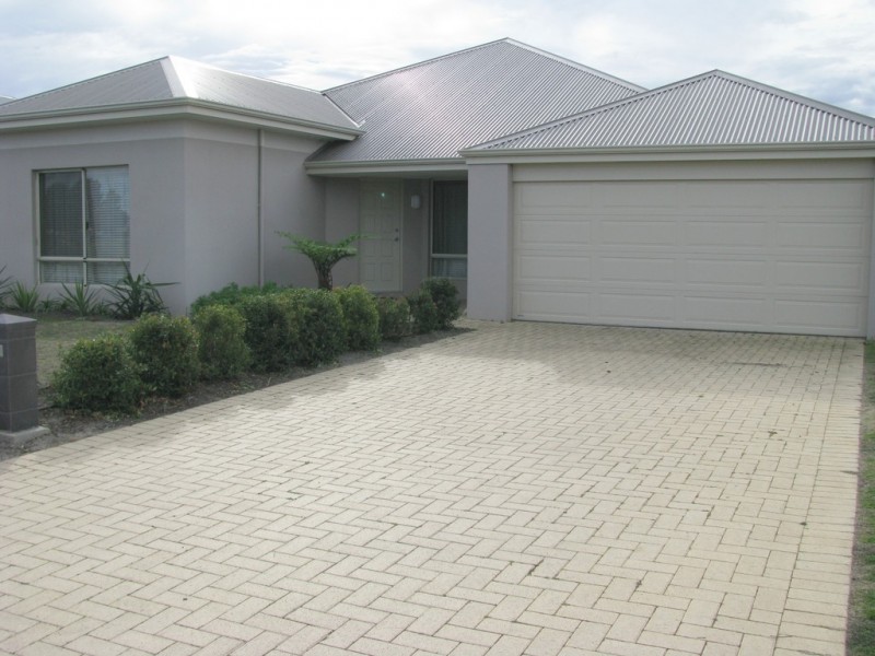 111 Kingston Drive, Australind WA 6233