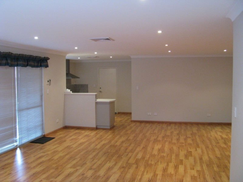111 Kingston Drive, Australind WA 6233