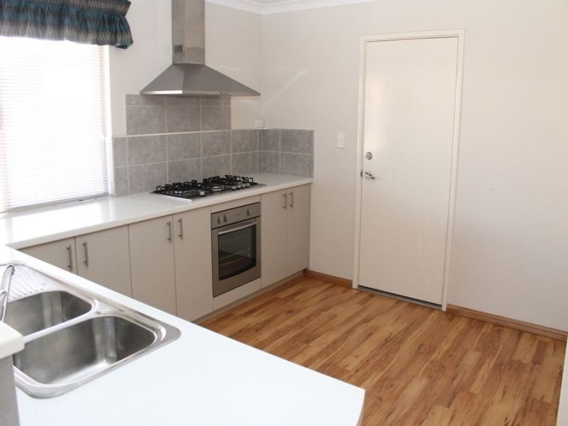 111 Kingston Drive, Australind WA 6233