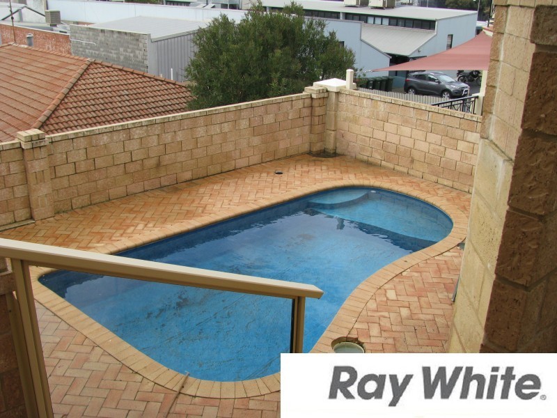 8B Sinclair Close, Bunbury WA 6230