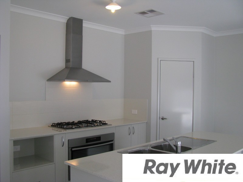 9 Citrine Street, Australind WA 6233
