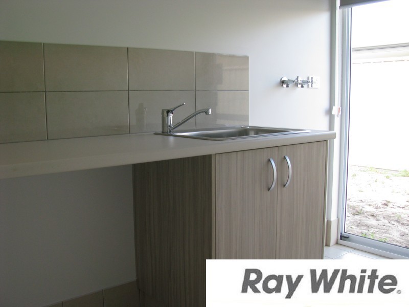 9 Citrine Street, Australind WA 6233