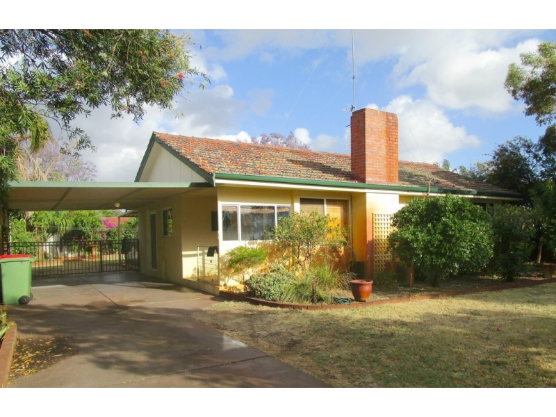 15 Sulphur Street, Withers WA 6230