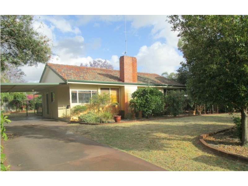 15 Sulphur Street, Withers WA 6230