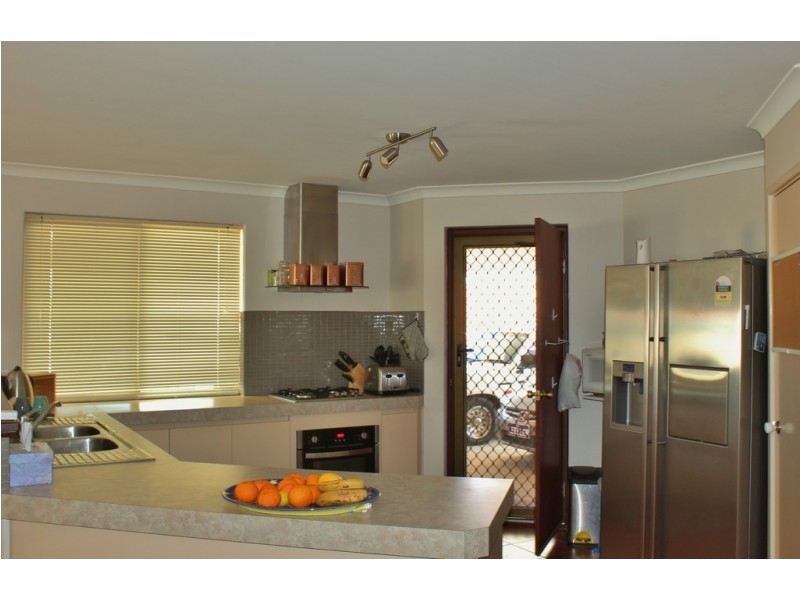 11 Salers Close, Eaton WA 6232