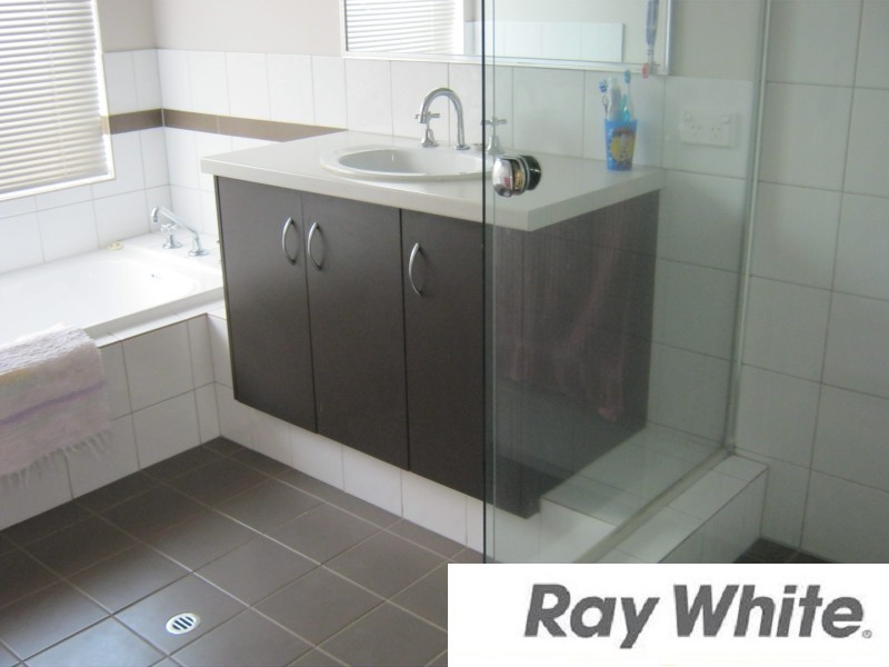 28 Sherwood Road, Australind WA 6233