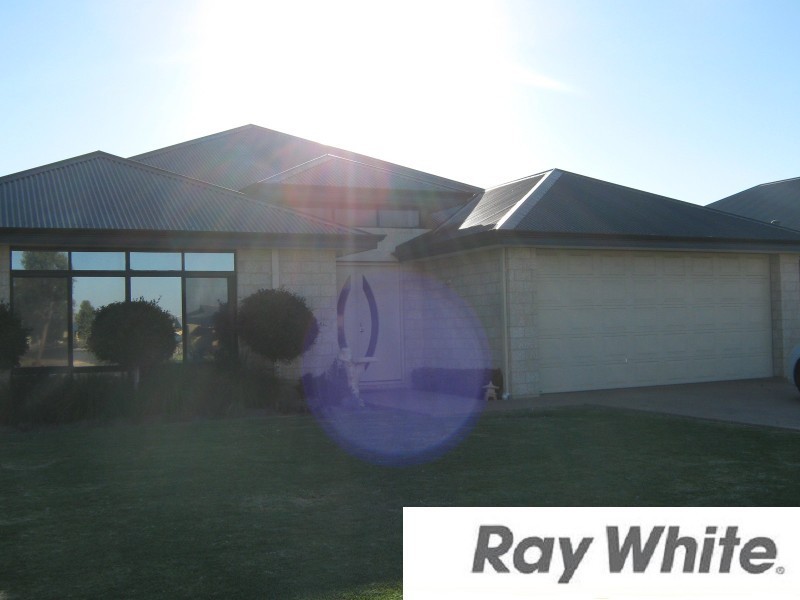 7 King Edward Way, Eaton WA 6232