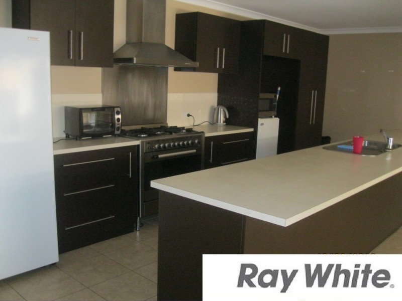 7 King Edward Way, Eaton WA 6232