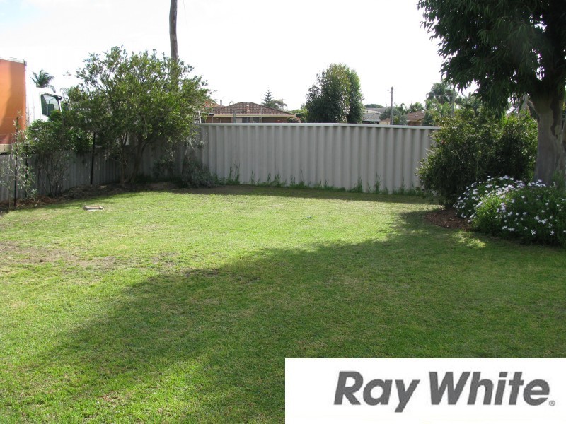 39 Crampton Avenue, Eaton WA 6232