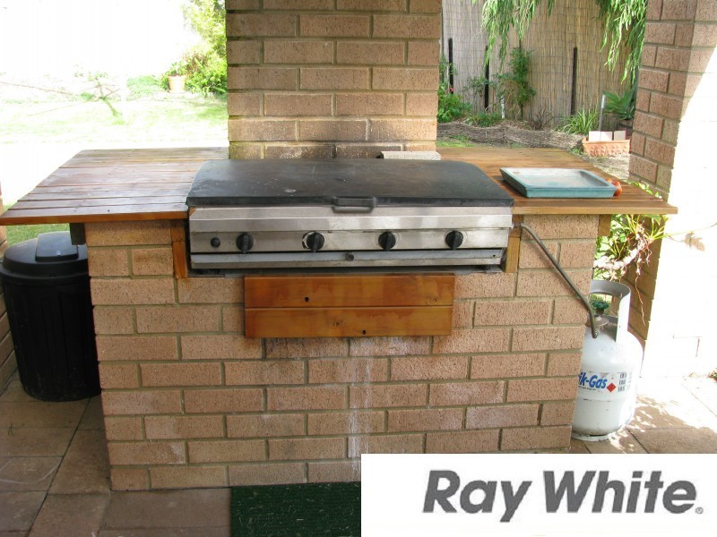 39 Crampton Avenue, Eaton WA 6232