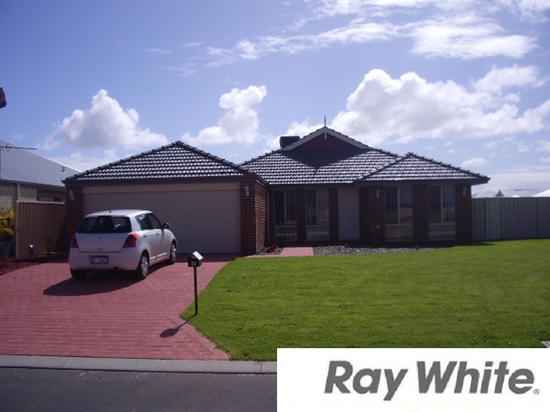 11 Koonak Street, Dalyellup WA 6230