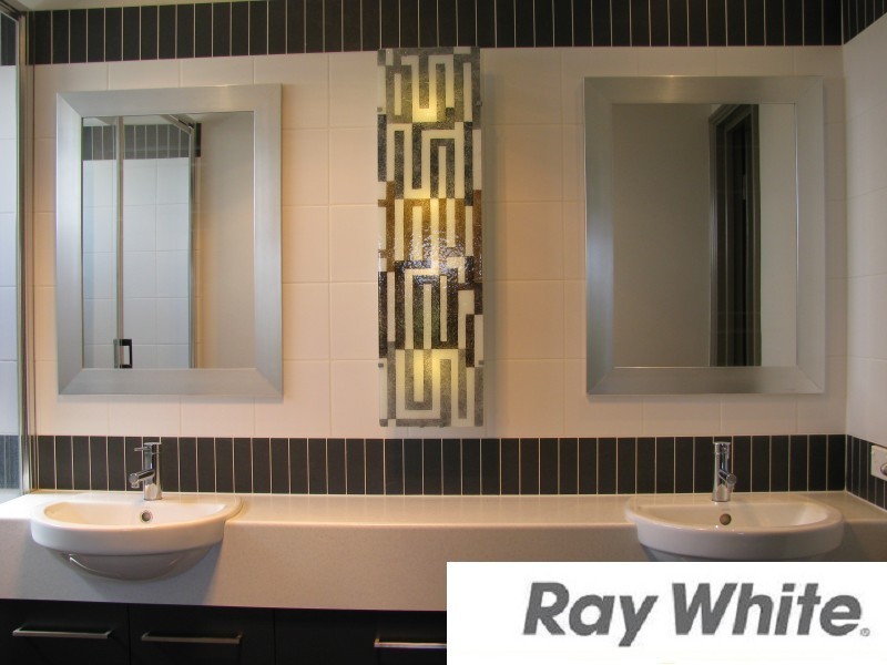 14 Oxley Pass, Dalyellup WA 6230