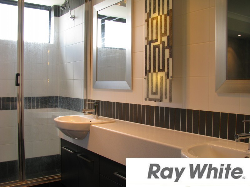 14 Oxley Pass, Dalyellup WA 6230