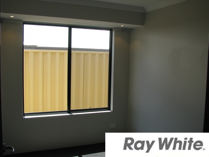 14 Oxley Pass, Dalyellup WA 6230