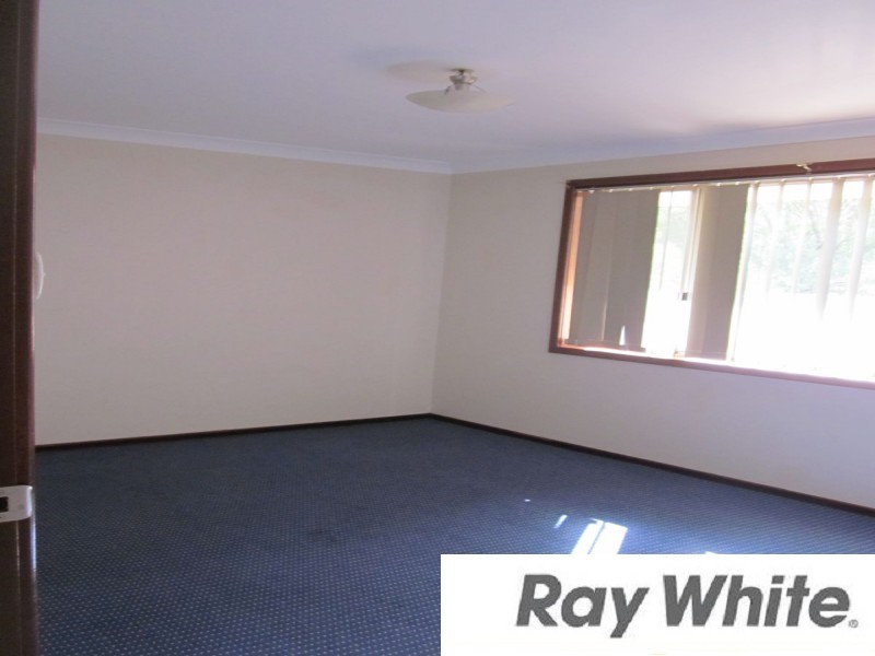 10 Mawson Place, Withers WA 6230