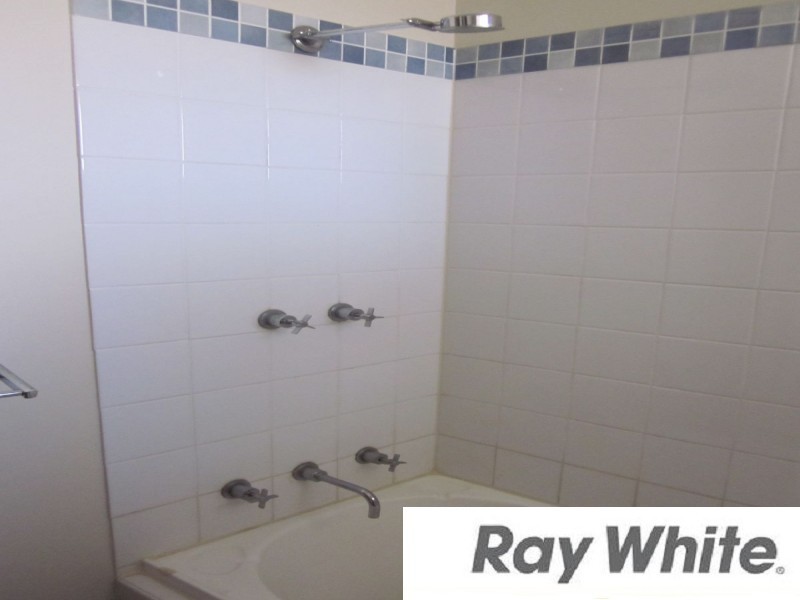 10 Mawson Place, Withers WA 6230