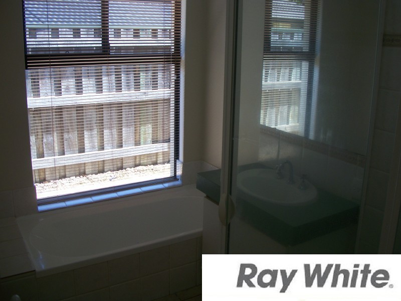 46 Macquarie Drive, Australind WA 6233