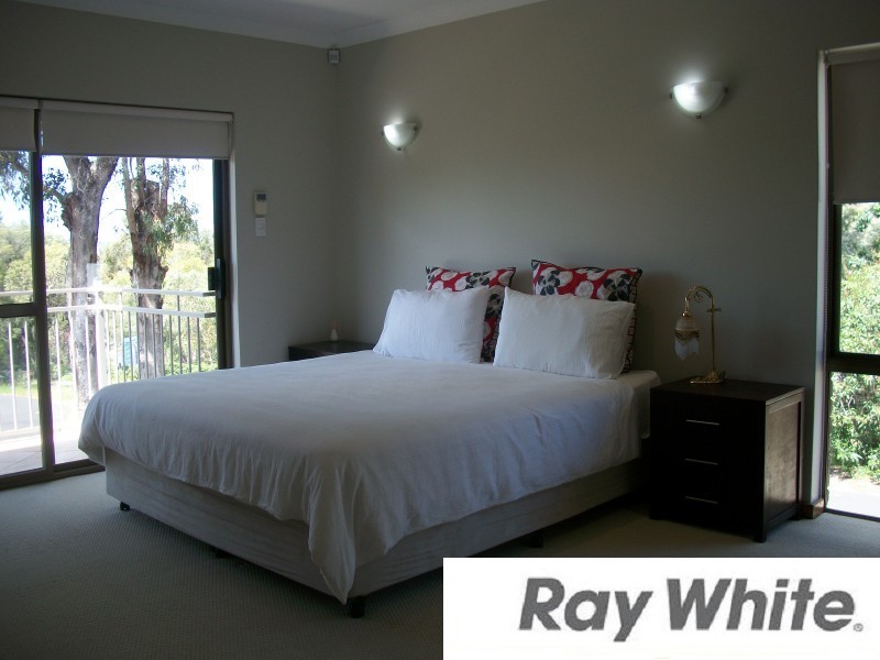 4 Nastes Court, Gelorup WA 6230