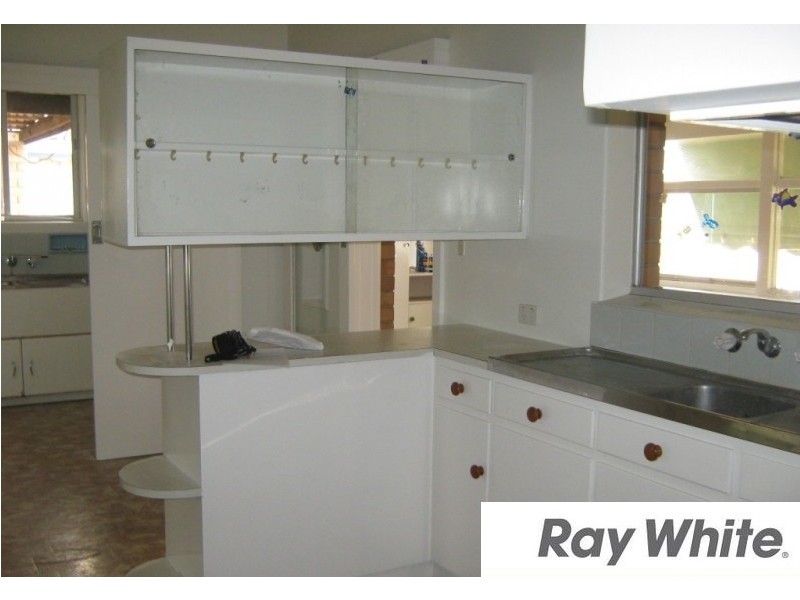 323 Old Coast Road, Australind WA 6233