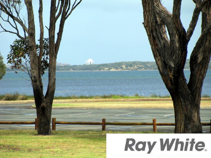 323 Old Coast Road, Australind WA 6233