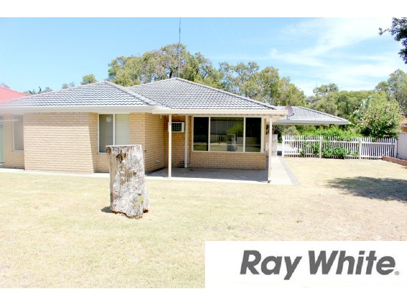 11 Lincoln Grove, College Grove WA 6230