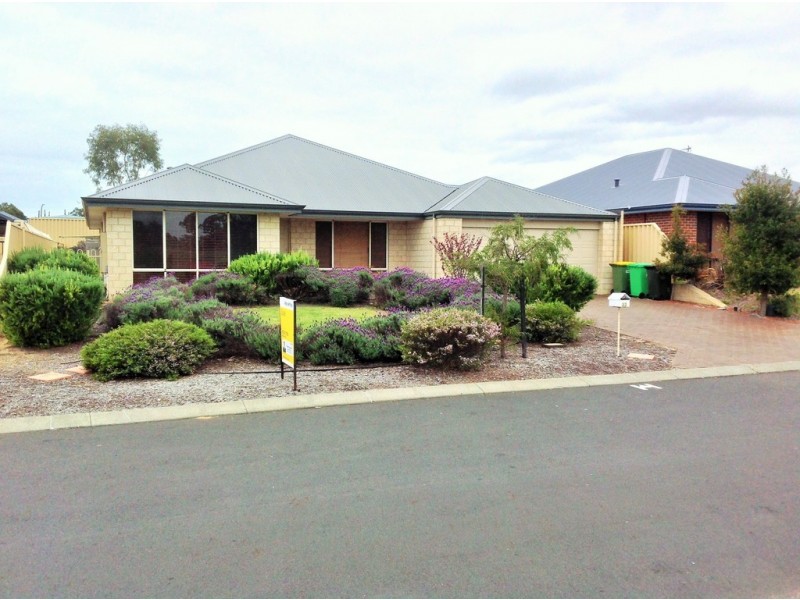33 Edwinstone Close, Dalyellup WA 6230