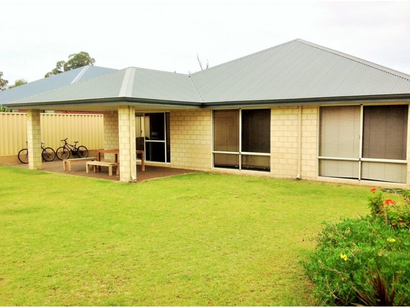 33 Edwinstone Close, Dalyellup WA 6230