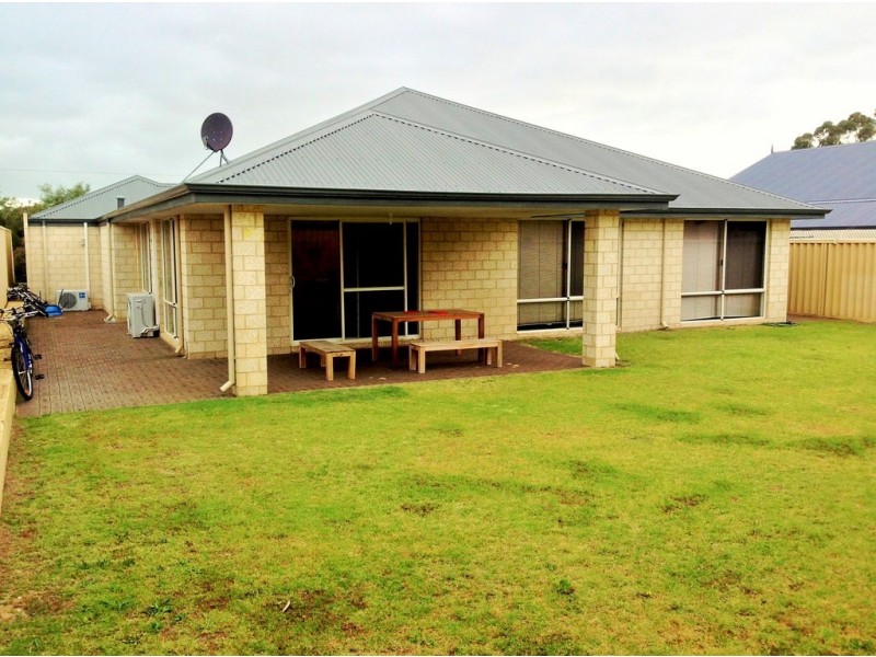 33 Edwinstone Close, Dalyellup WA 6230